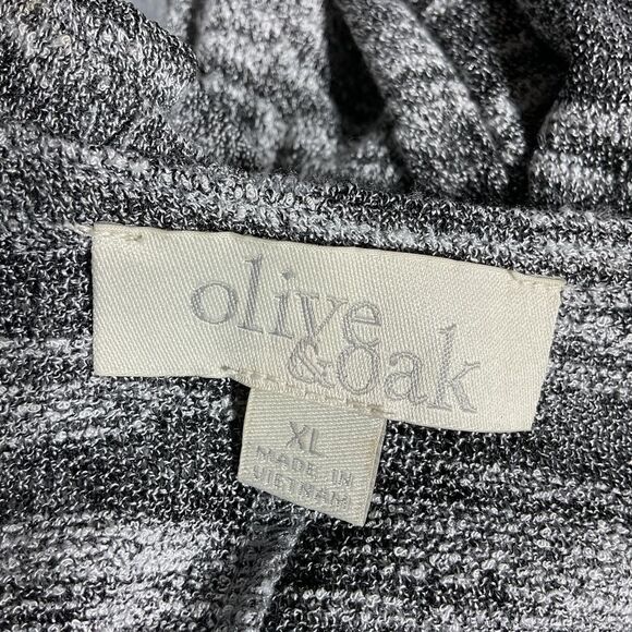 Olive & Oak Charcoal Long Sleeve Top - Picture 8 of 10